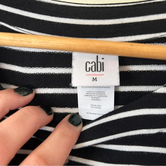 Cabi Long Sleeve Crew Neck Black and White Side Snap Tee Size M - Picture 6 of 7